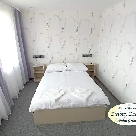Dom Weselny Zakatek 펜션 *