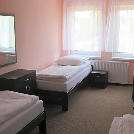 Dom Weselny Zakatek Resort Jarocin (Jarocin)