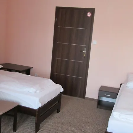 Dom Weselny Zakatek Hébergement de vacances *
