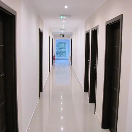 Dom Weselny Zakatek Resort *