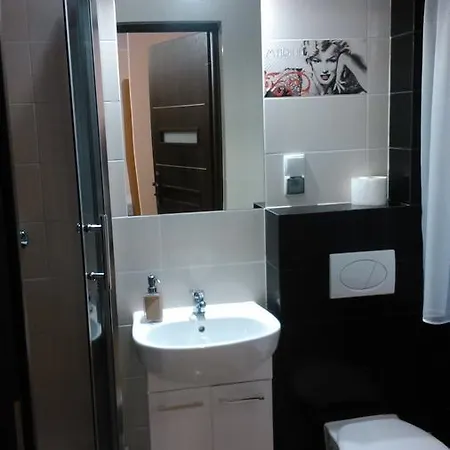 Dom Weselny Zakatek Hébergement de vacances *