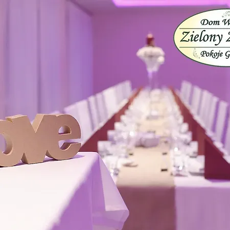 Dom Weselny Zakatek Hébergement de vacances Jarocin