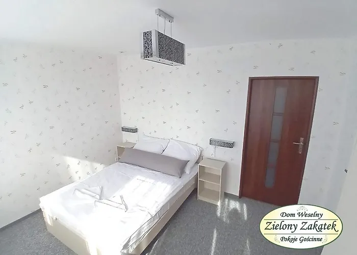 度假村 Dom Weselny Zakatek 亚罗钦