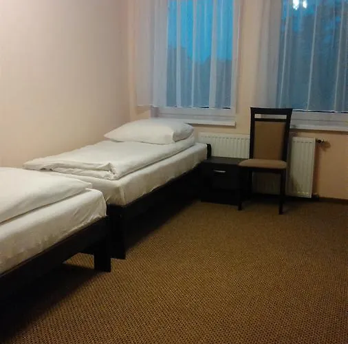 Dom Weselny Zakatek 亚罗钦